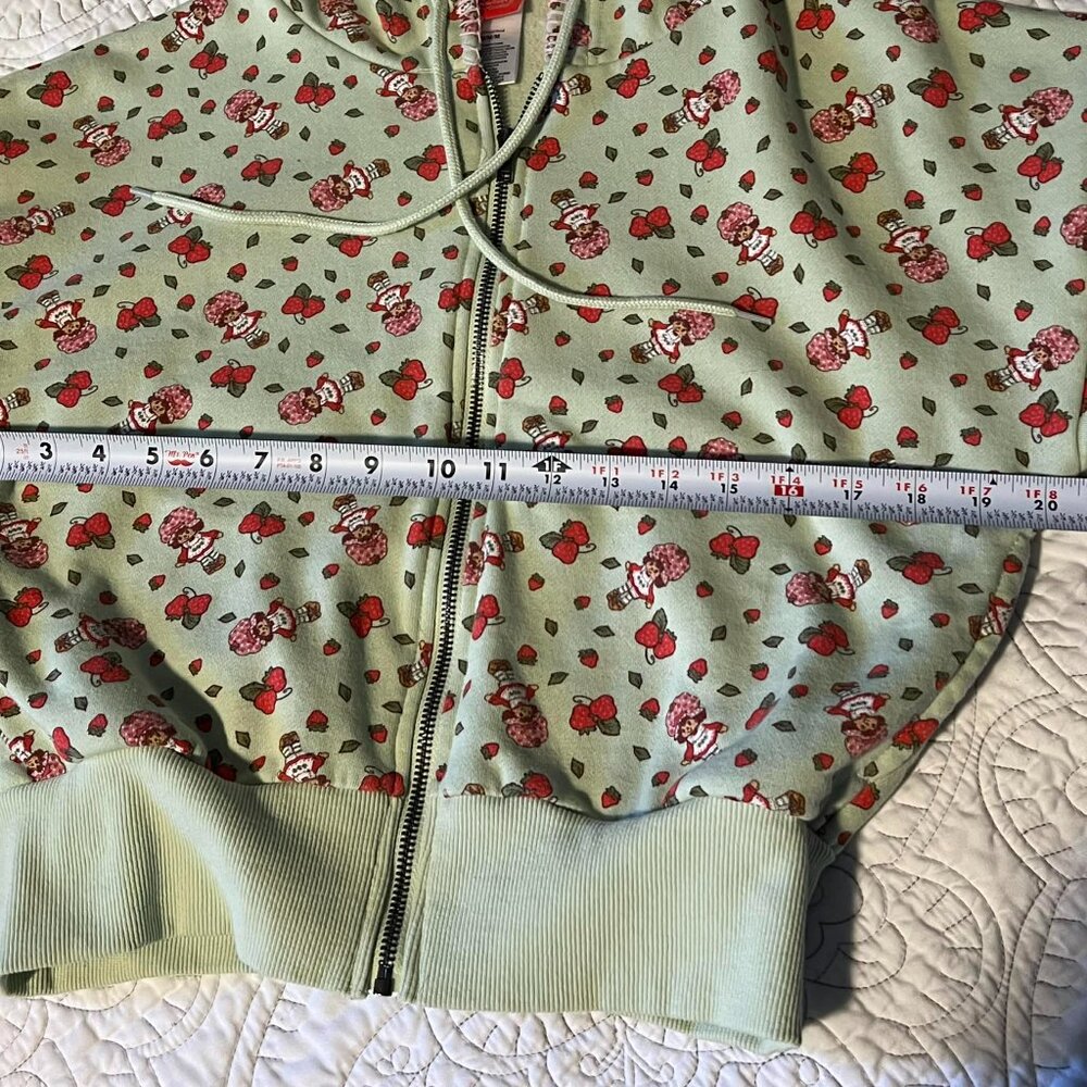 Strawberry Shortcake Cropped Full Zip Hoodie Light Green Size M - Picture 10 of 13